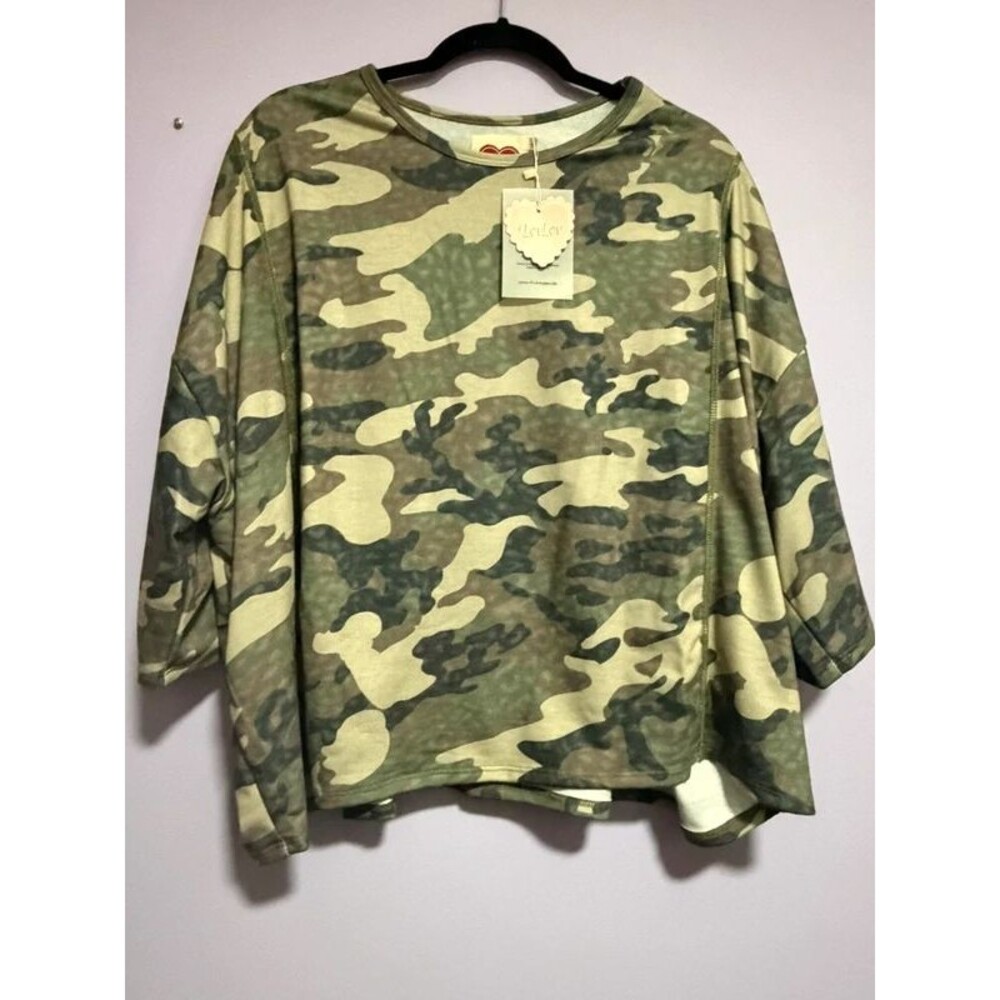 NEW Boutique Camo Cropped Boxy Fit oversized T Shirt